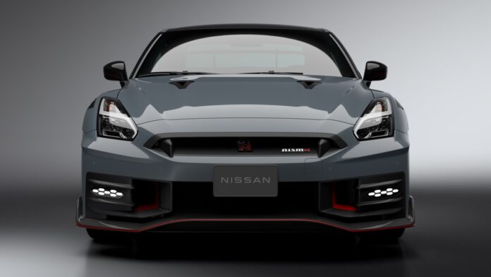 MY24-Nissan-GT-R-7.jpg