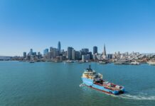 Kia y The Ocean Cleanup celebran los logros de la asociación y trazan el futuro para limpiar la Gran Isla de Basura del Pacífico