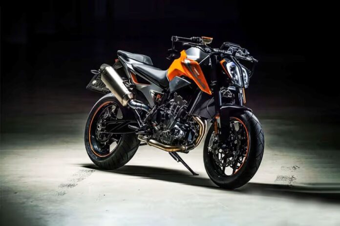 KTM-790-Duke.jpg