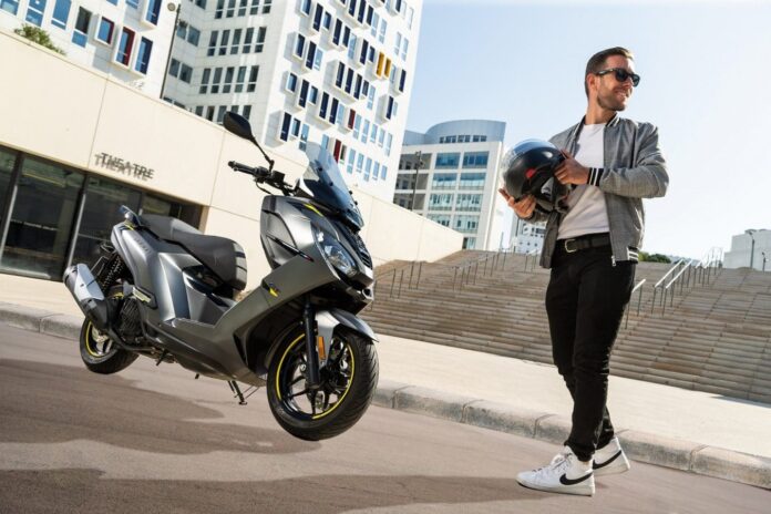 Peugeot-Motocycles.jpg