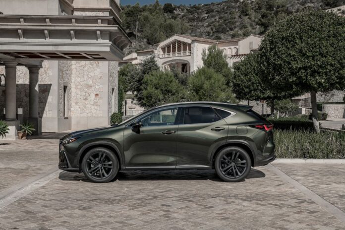 lexus.jpg