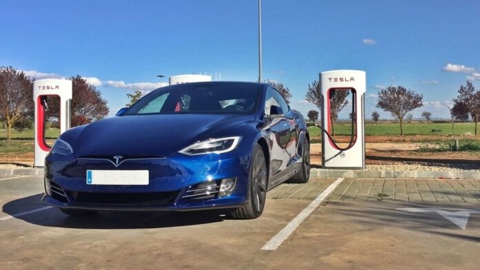 Tesla_Model_3-Tesla_Model_S-Tesla_Model_X-Tesla_Motors-Coche_electrico-Vehiculo_electrico-Tesla_Motors_250487110_48627115_1024x576.jpg