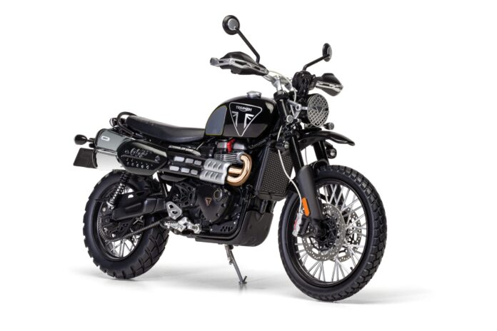 CC08402_James_Bond_Triumph-Scrambler-1200_1-scaled.jpg