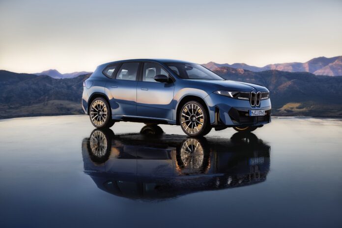 P90615638_highRes_the-new-bmw-ix3-50-x-scaled.jpg