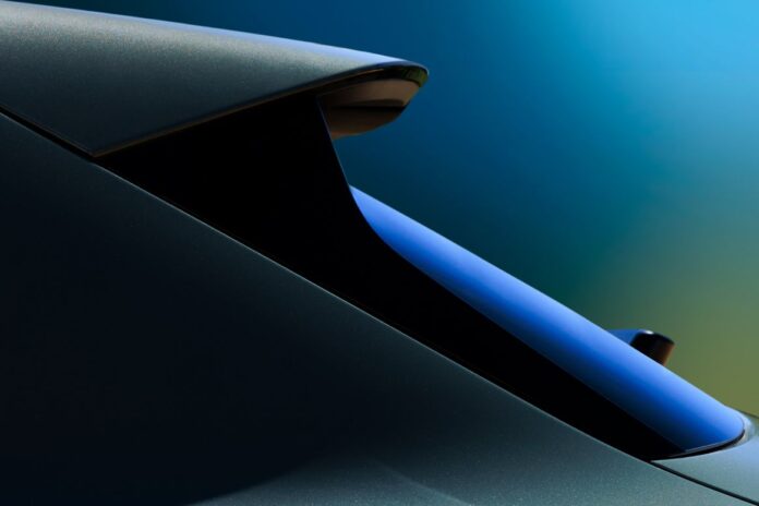 Original-20035-00-teaser-my27-atlas-cross-sport-dark-sage-cotu-alf8215-1-highres-1.jpg