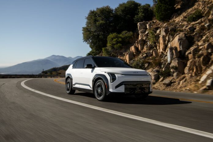 2027_EV3-Kia.jpg